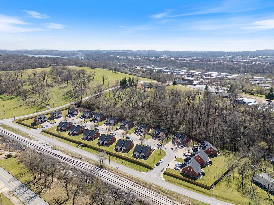 2500 Bowman Dr