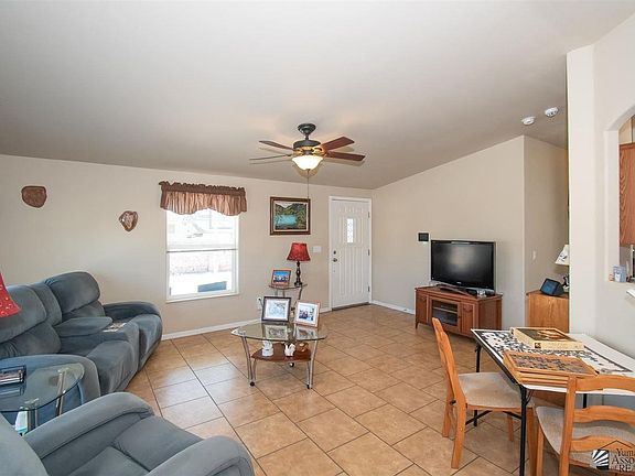 5th image of 9657 E 37th St