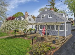 356 Lakeshore Dr W, Hebron, OH 43025
