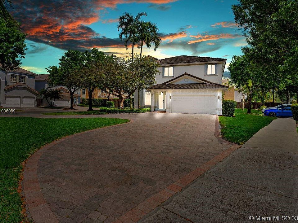 1st image of 10918 NW 73rd Ter