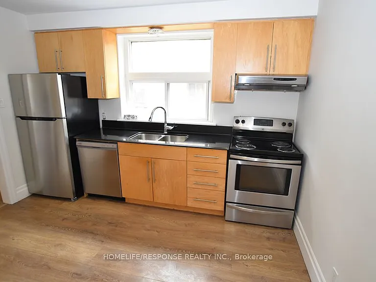 150 6th St #2 — Photo 11