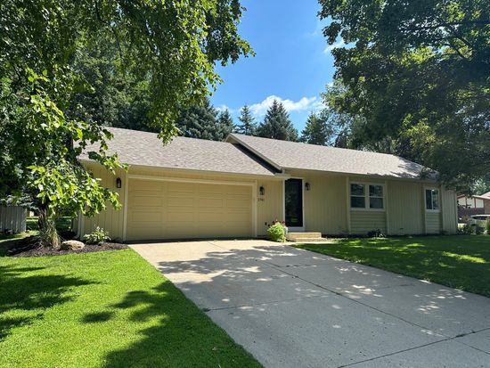 1741 Roosevelt Dr, Northfield, MN 55057