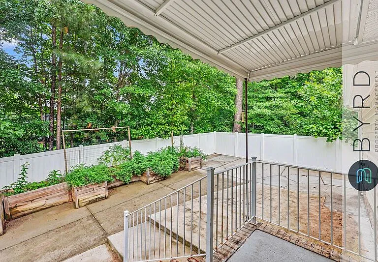 19218 Brevard Dr — Photo 39