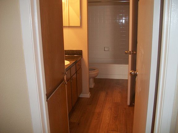 4th image of 1590 Weyland Dr APT 308