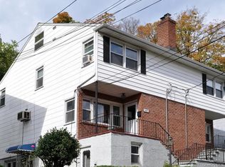 423 Parkview Avenue, Yonkers, NY