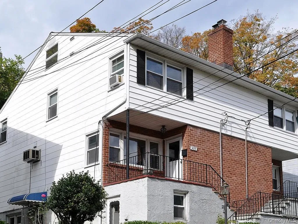 423 Parkview Avenue photo 1