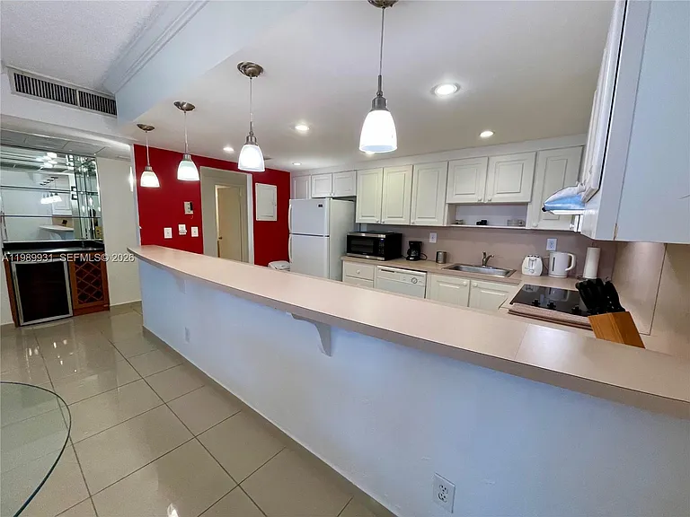 19390 Collins Ave #1405 — Photo 34