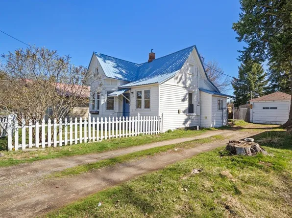 10 N Vernon St, Deer Park, WA 99006
