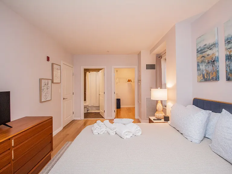 16 Miner St #401 — Photo 16