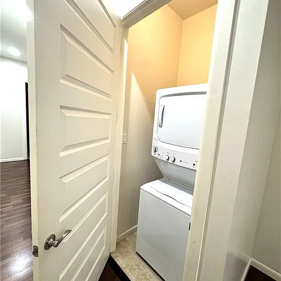 3006 S L Ln #4 — Photo 10
