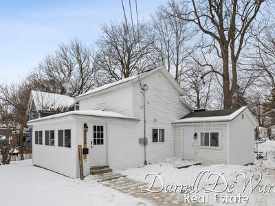 128 E Grand St, Hastings, MI, 49058