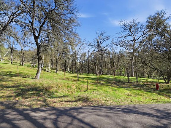 3rd image of Grassy Run Rd