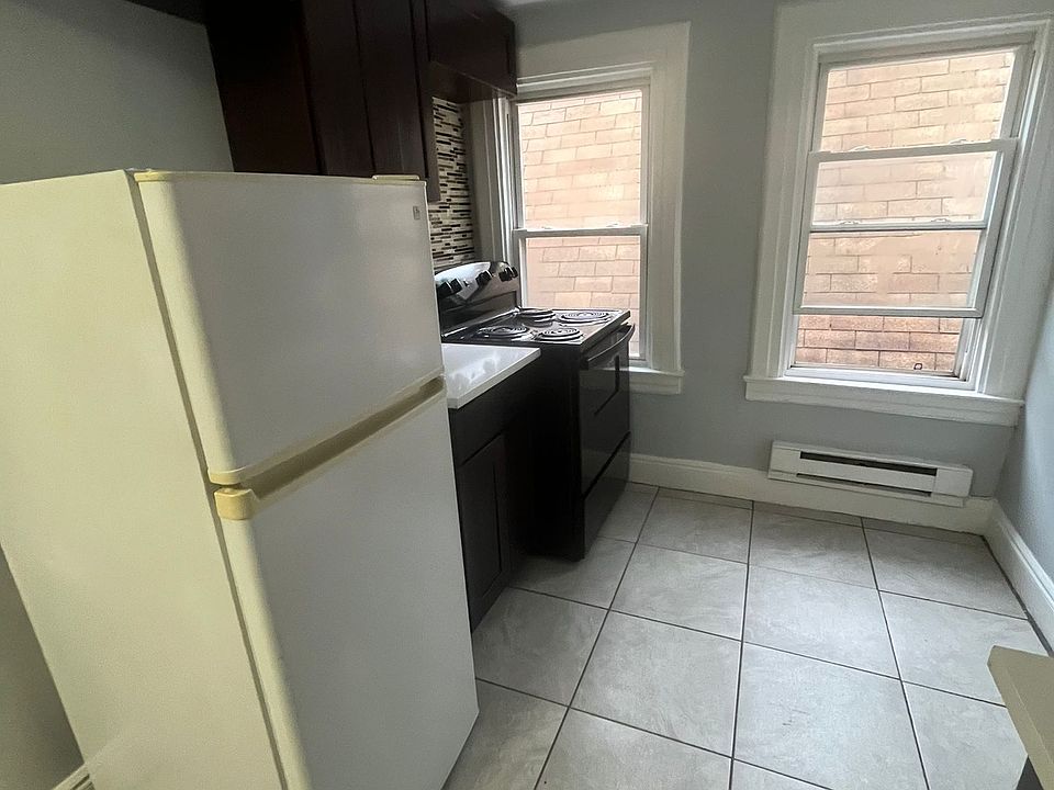 1st image of 538 Norwood St #4