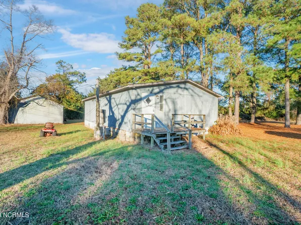 108 Culpepper Lane, Knott's Island, NC 27950