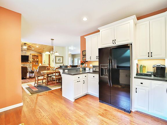 5th image of 24397 Fishtrap Rd