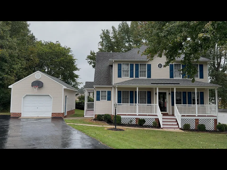 6805 Swallow Ct