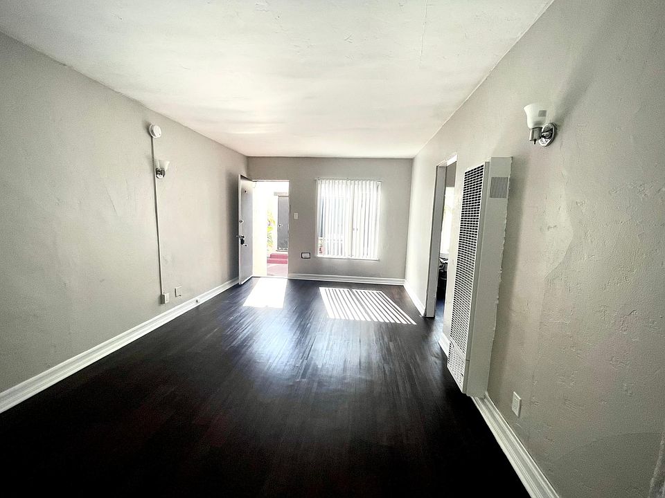 1st image of 1001 Banning Blvd #347