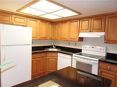 2nd image of 4106 Factoria Blvd SE #C215