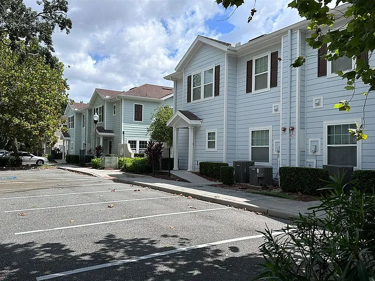 5368 Diplomat Ct #106 — Photo 2