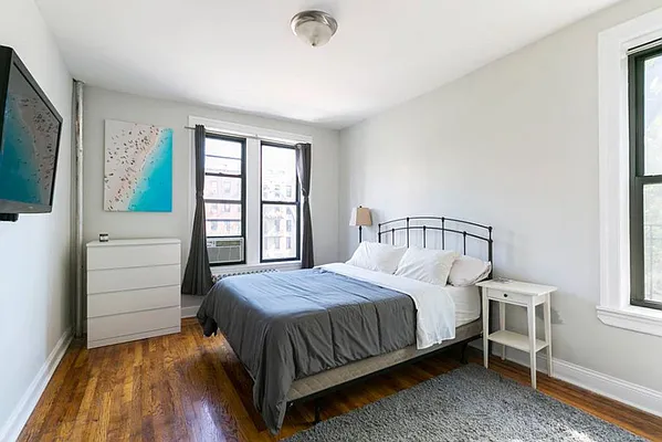 Rented by Oxford Property Group | media 3