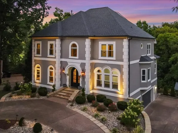 508 Chippenham Ct, Franklin, TN 37069