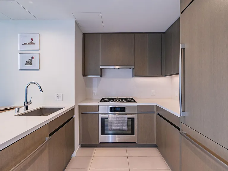 889 Francisco St #802 — Photo 30