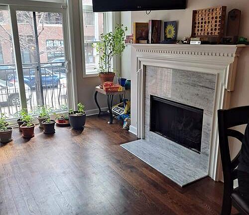 3rd image of 1932 W Diversey Pkwy APT 1