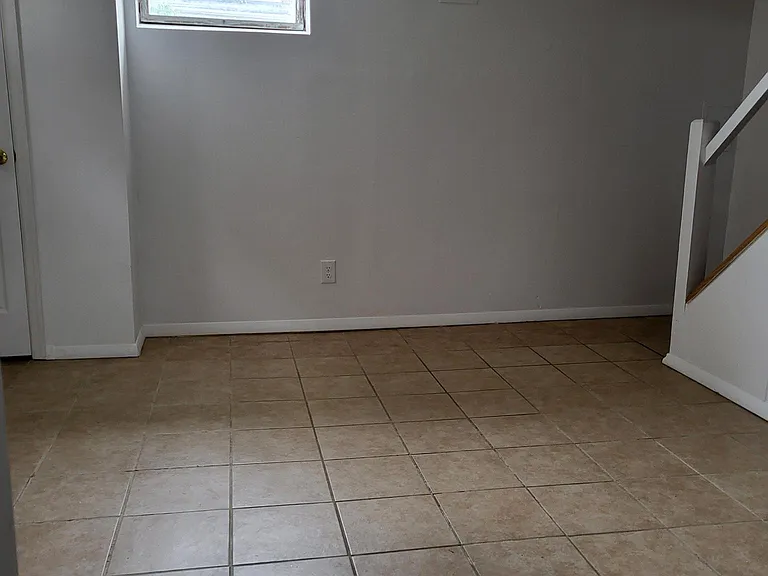 5244 Wasena Ave — Photo 7