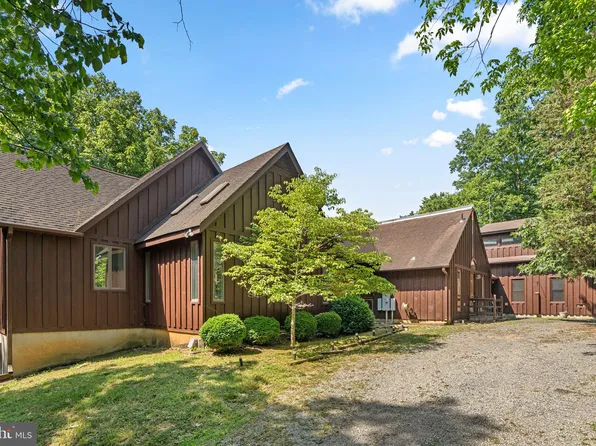 3113 Calmes Neck Ln, Boyce, VA 22620