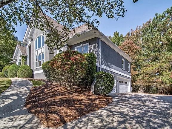 2nd image of 3444 Westhampton Way