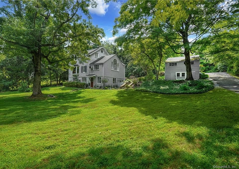 1st image of 174 Silvermine Ave