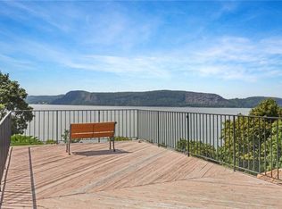 20 Hudson Point Ln, Ossining, NY 10562