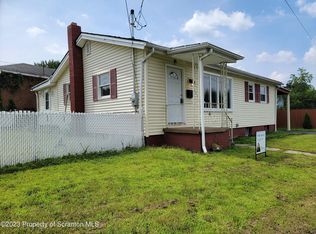 122 Montgomery St, Moosic, PA 18507