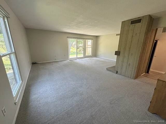 2 bed, 1264 sqft, $2,750 — Photo 3