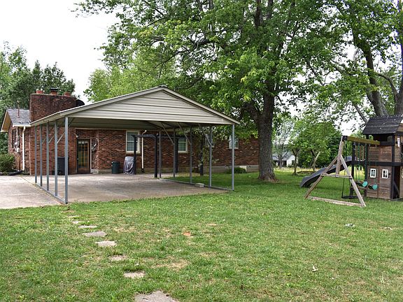 4th image of 13934 Betts Rd