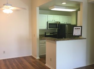 2427 Catalina Cir APT 572, Oceanside, CA 92056