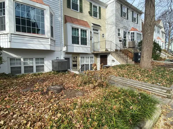 1468 Orleans Ct, Crofton, MD 21114