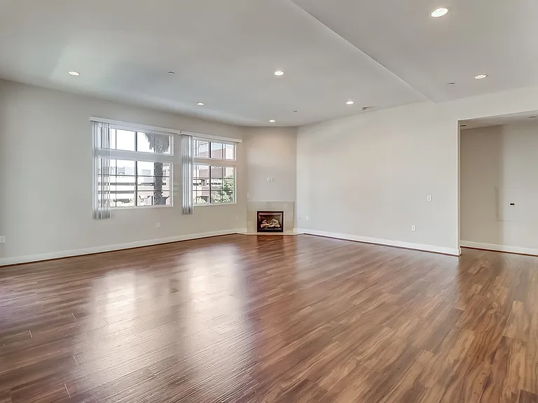 Axis 2300 Apartments — Photo 62