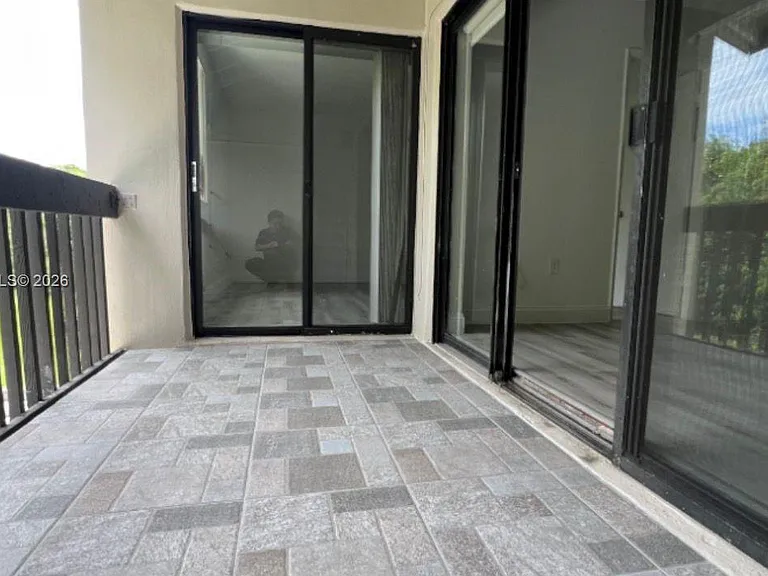 8885 Fontainebleau Blvd #2 — Photo 4