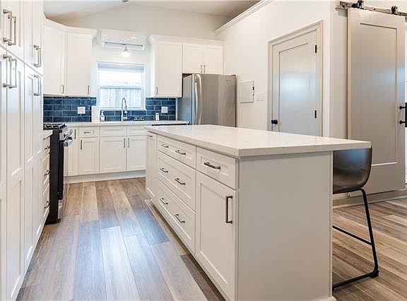 5th image of 8502 Edinburgh St #8502