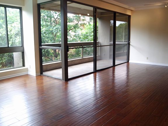 3rd image of 7887 Broadway St APT 206