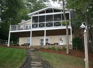 622 Deerfield Rd, Mount Gilead, NC 27306