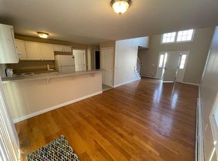 45 Batterson Ave APT B, Westerly, RI 02891