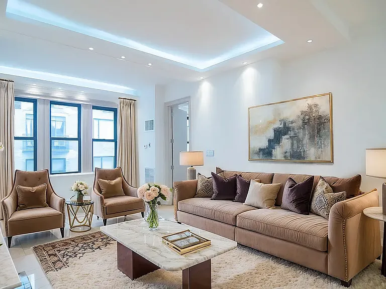 145 W 58th St #11M — Photo 1