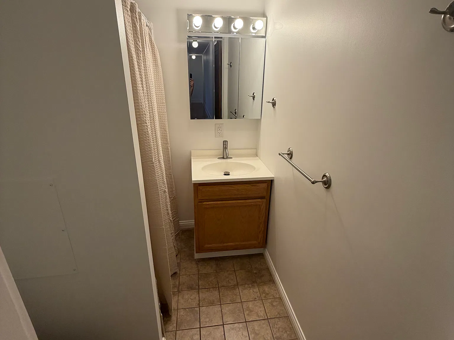 1 bed, 850 sqft, $750 — Photo 4