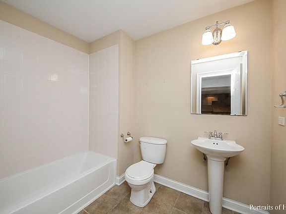 2nd image of 1212 Lake Shore Dr