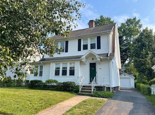 120 Filbert St, Hamden, CT 06517