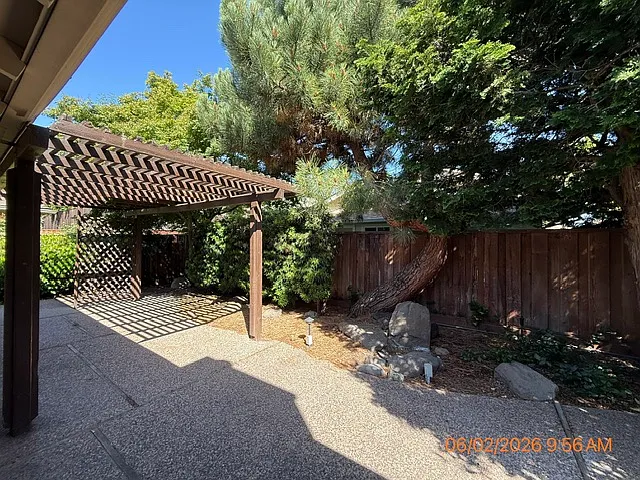 2648 Shadow Mountain Dr — Photo 23