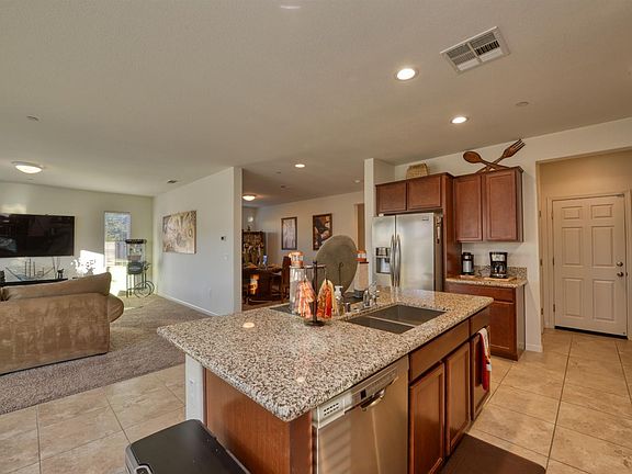 5th image of 9553 California Oak Cir