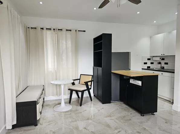 (undisclosed Address), Miami, FL 33165